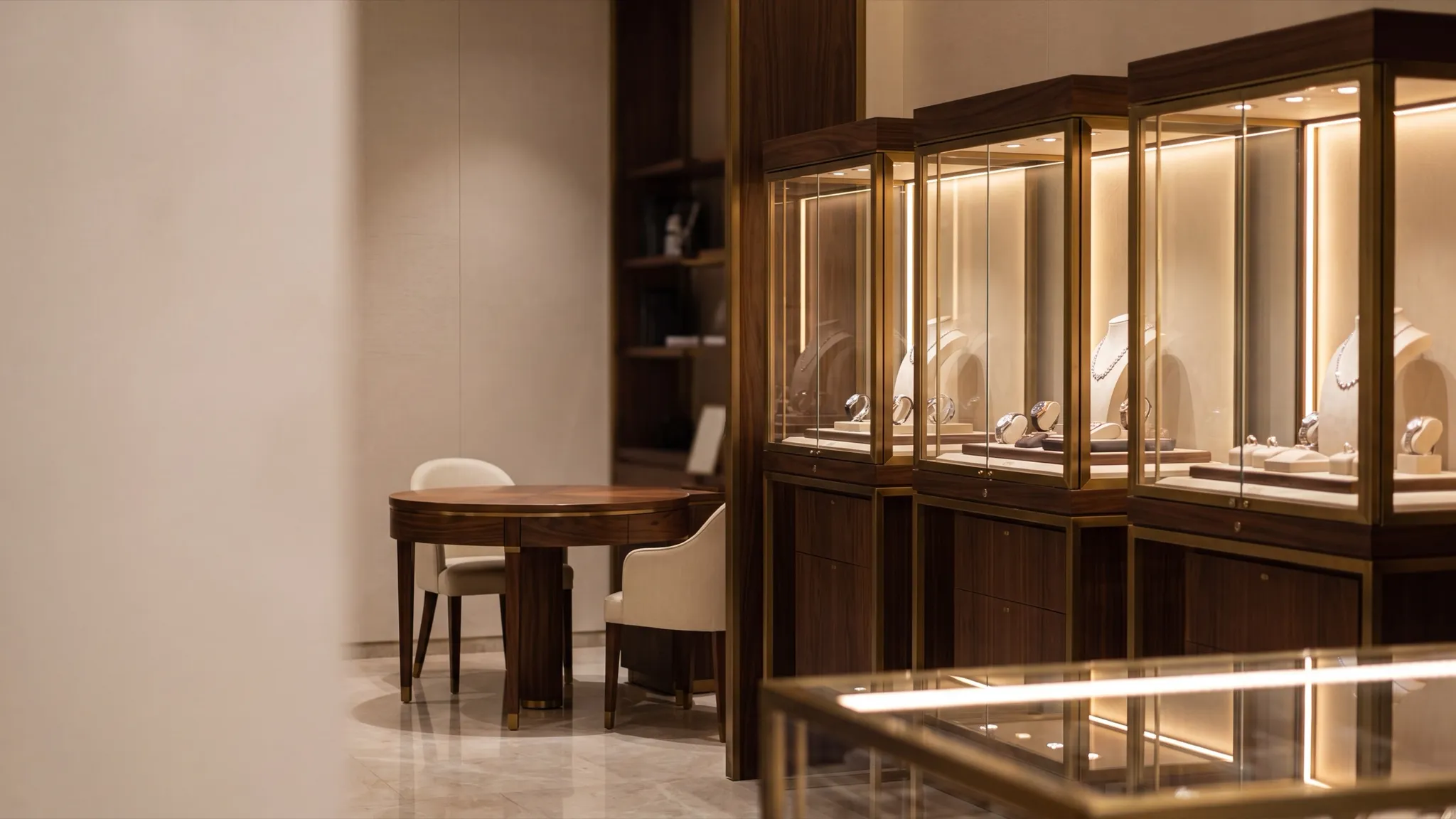 Salon-Interieur bei Juwelier von Spreckelsen in Berlin-Charlottenburg